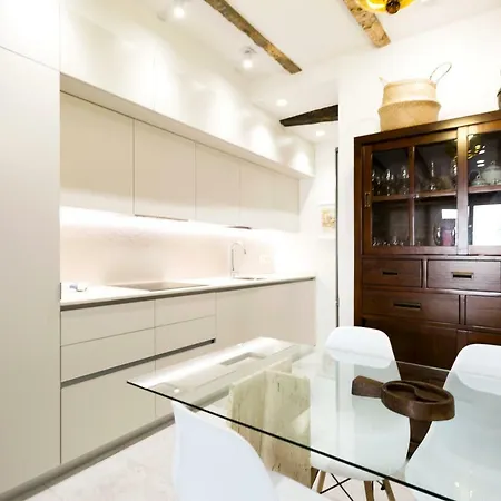 Hontza By Smiling Apartment *